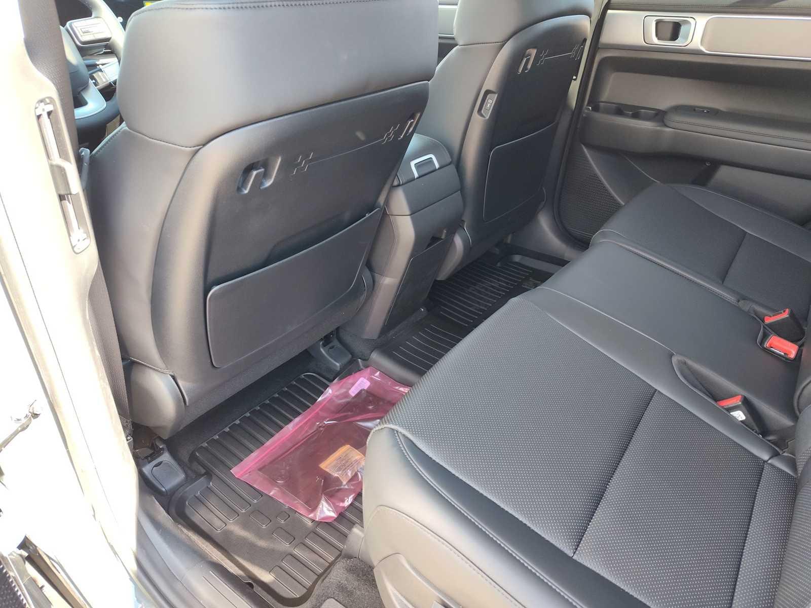 Thumbnail: 2026 Hyundai Santa Fe - 15