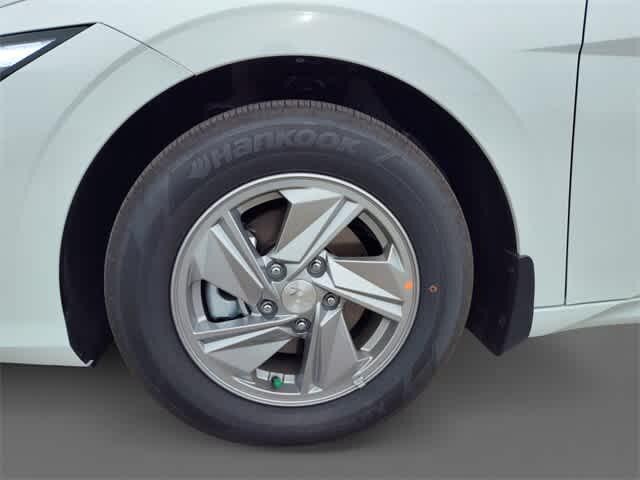 Thumbnail: 2026 Hyundai Elantra - 9