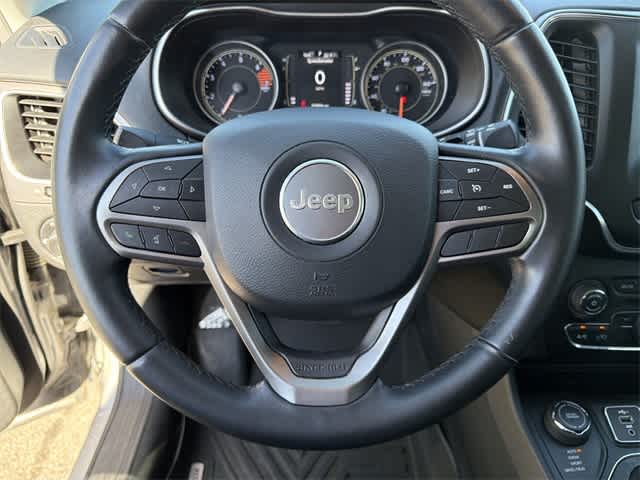 Thumbnail: 2020 Jeep Cherokee - 22