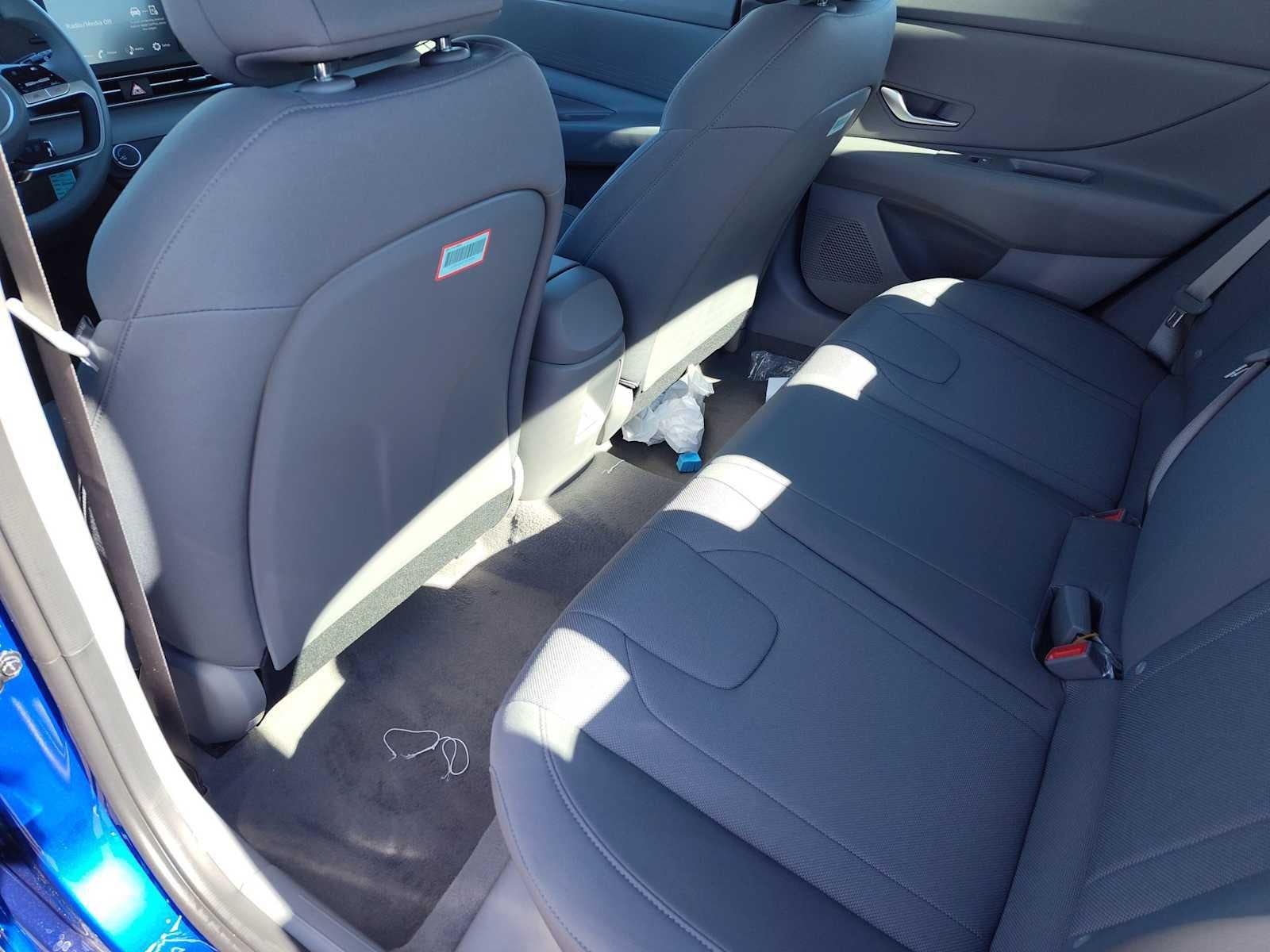 Thumbnail: 2025 Hyundai Elantra - 15