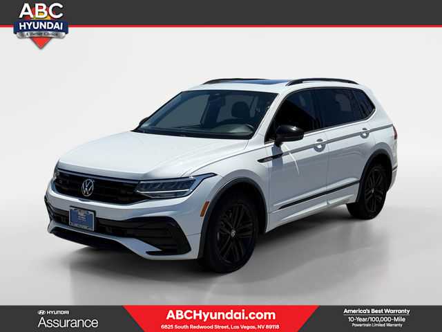 2022 Volkswagen Tiguan 2.0T SE R-Line Black's photo