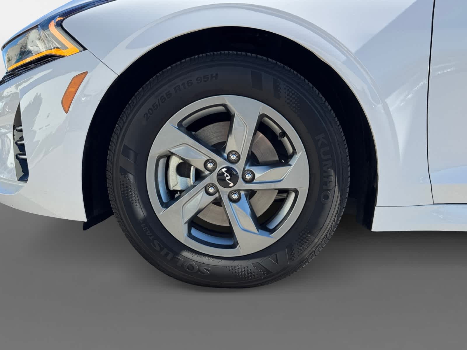 Thumbnail: 2023 Kia K5 - 9