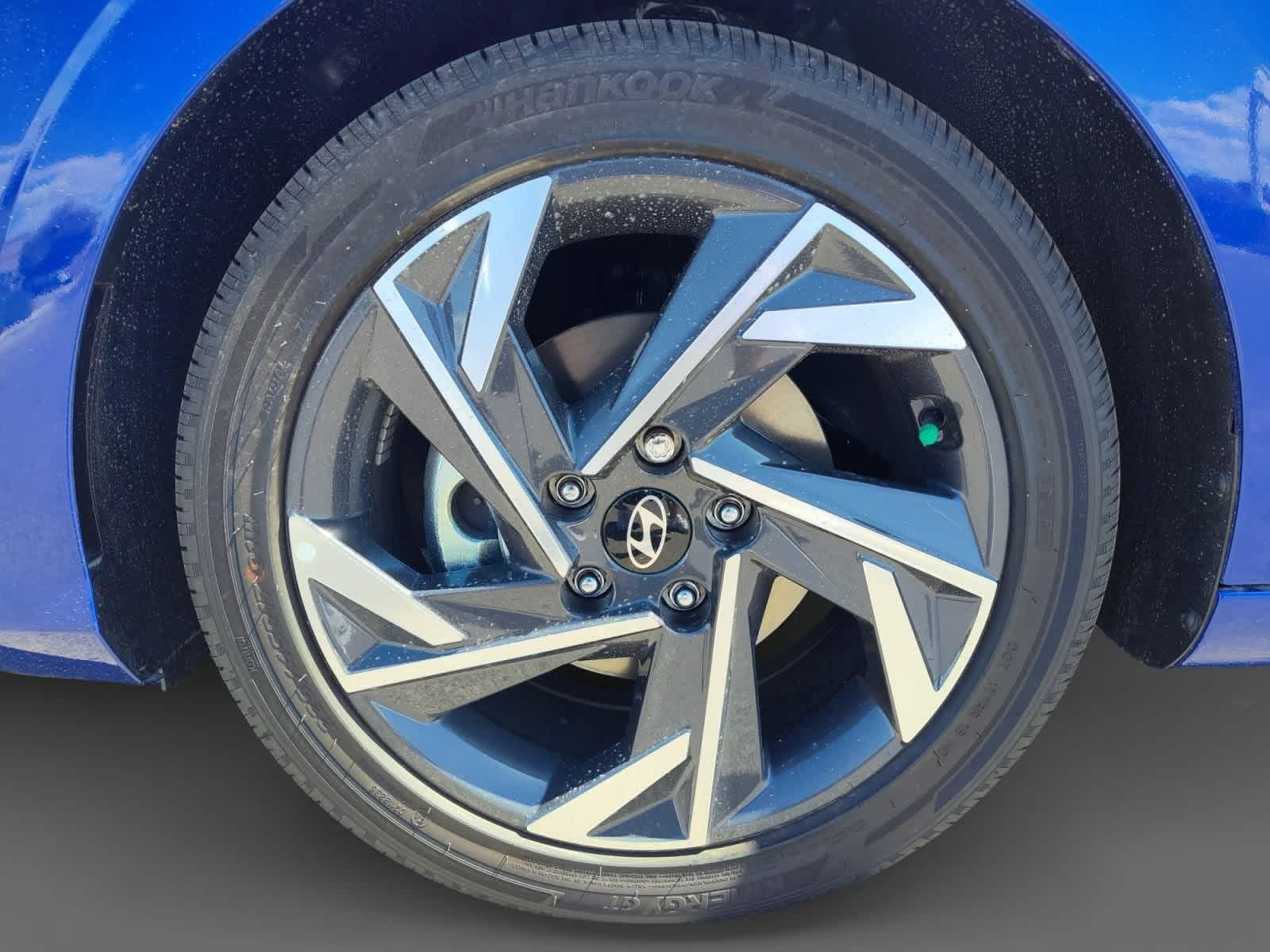 Thumbnail: 2025 Hyundai Elantra - 9