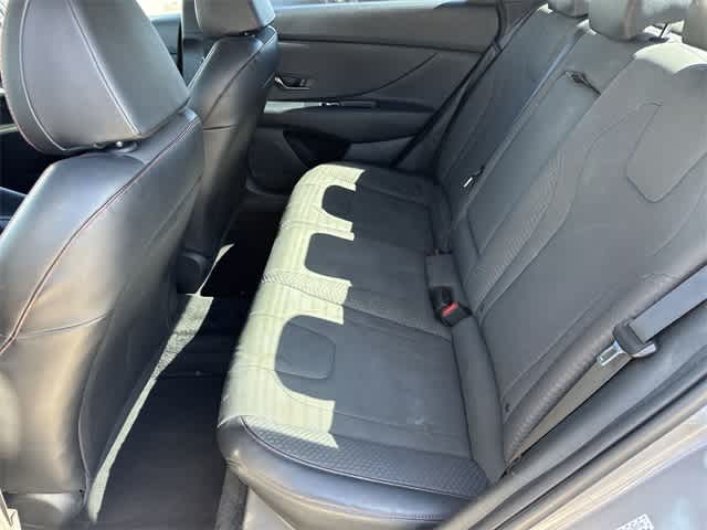 Thumbnail: 2022 Hyundai Elantra - 8