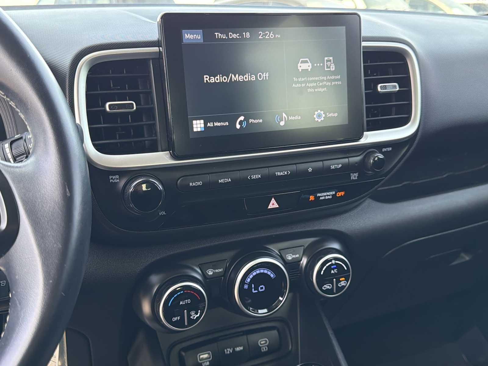 Thumbnail: 2023 Hyundai Venue - 21