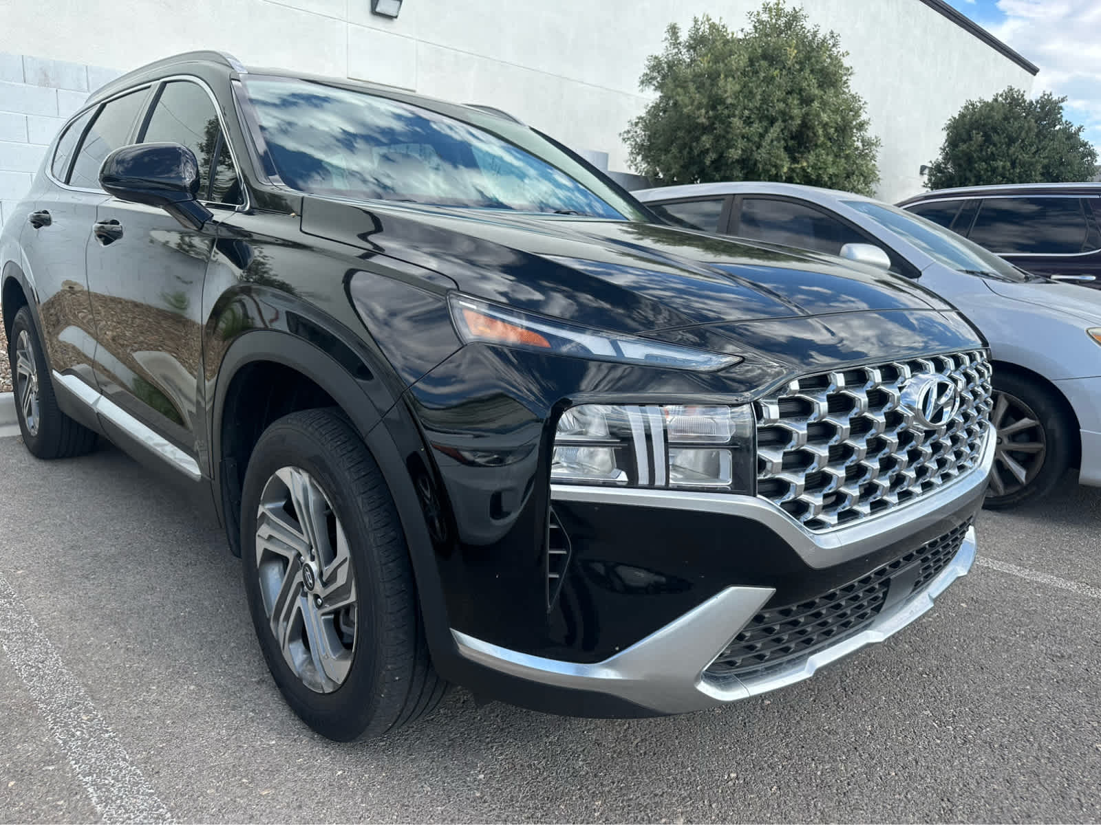 Thumbnail: 2022 Hyundai Santa Fe - 3