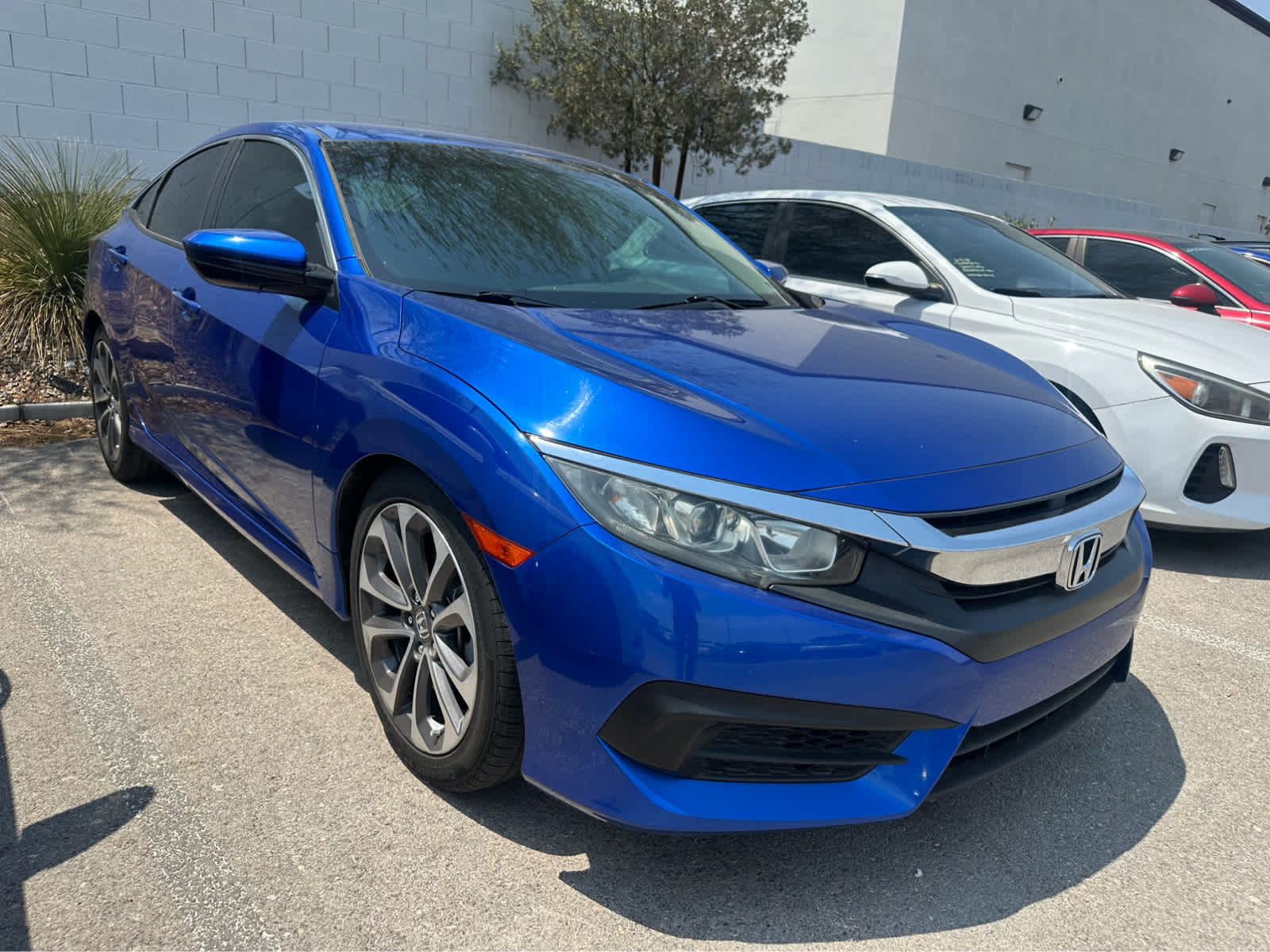 Thumbnail: 2016 Honda Civic - 3