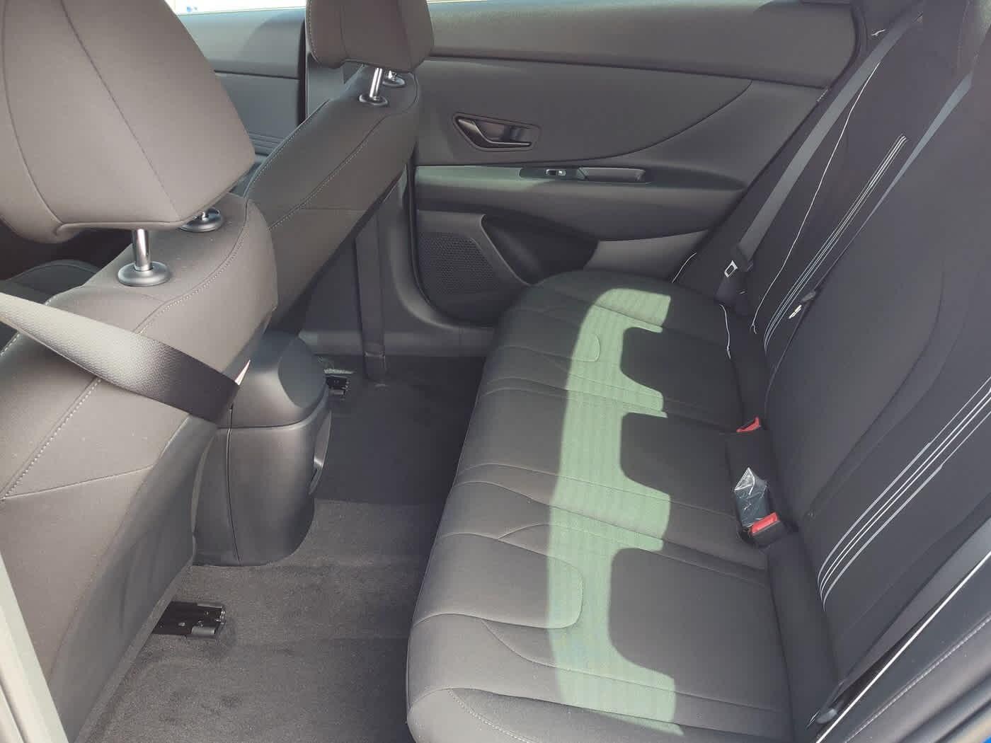 Thumbnail: 2025 Hyundai Elantra - 17