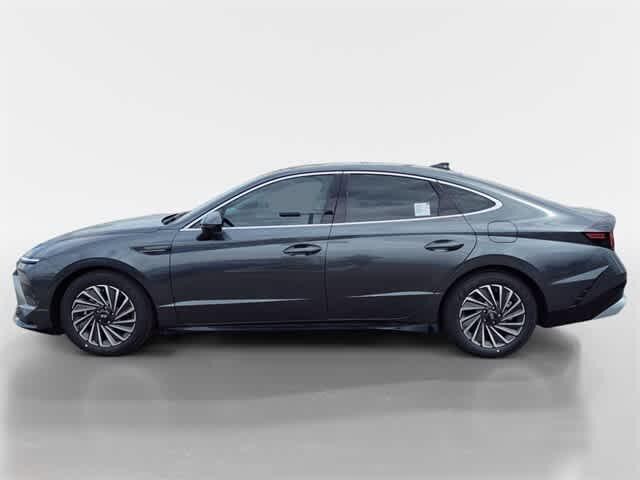 Thumbnail: 2025 Hyundai Sonata - 2