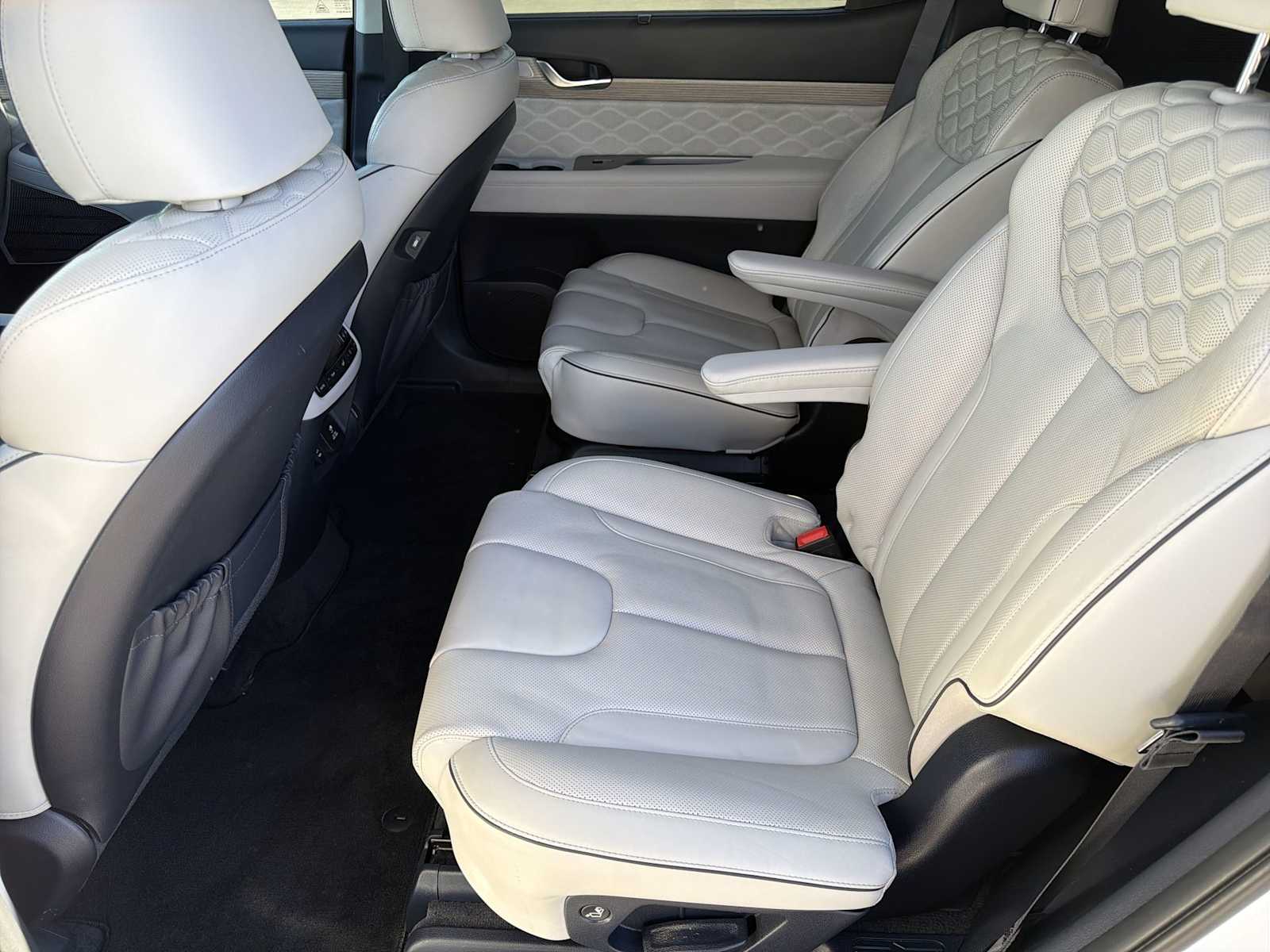 Thumbnail: 2022 Hyundai Palisade - 18