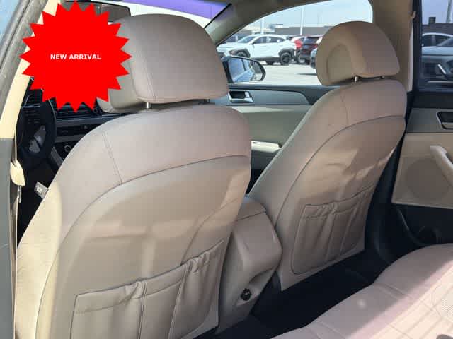 Thumbnail: 2017 Hyundai Sonata - 15