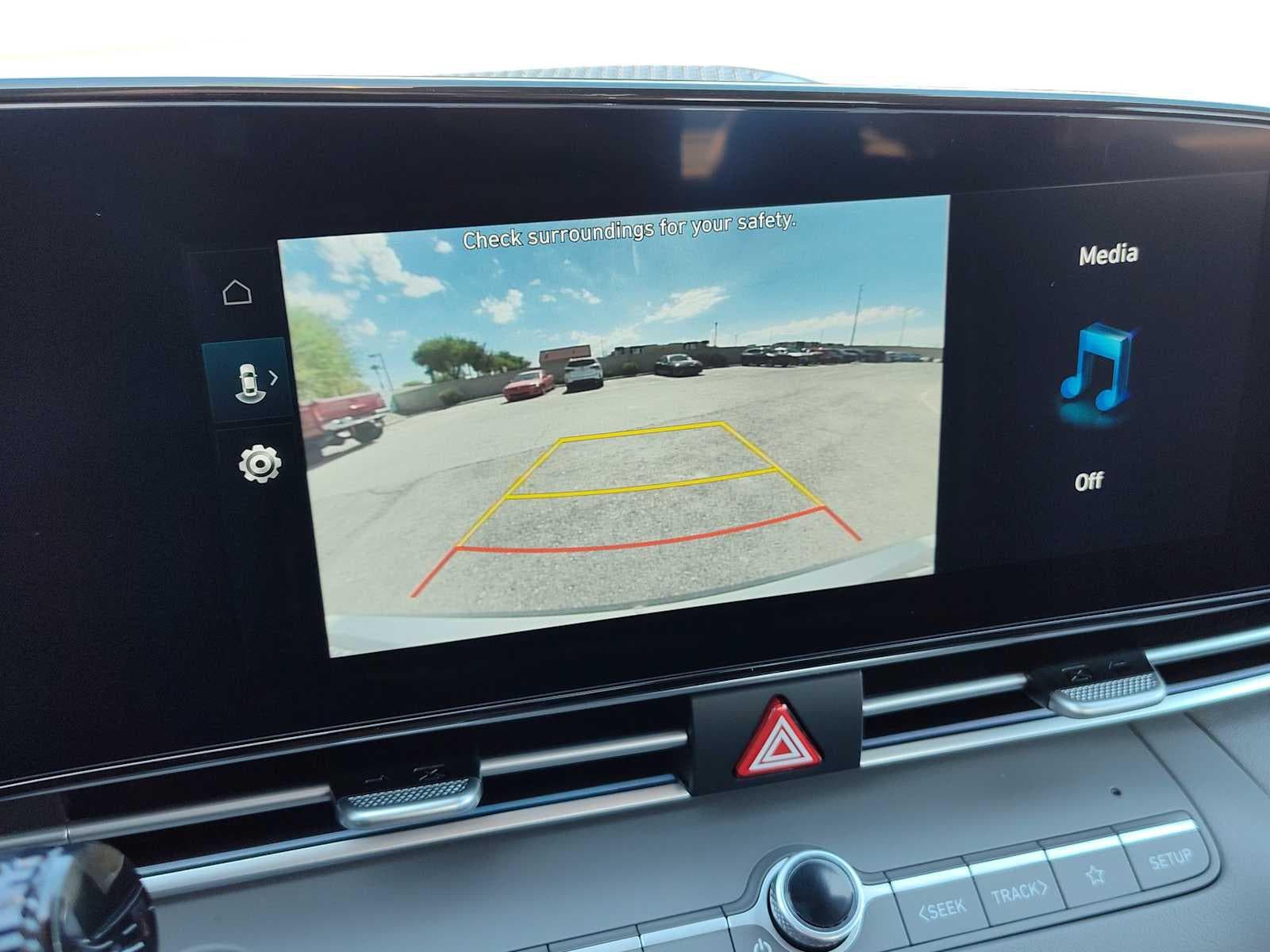 Thumbnail: 2025 Hyundai Elantra - 22