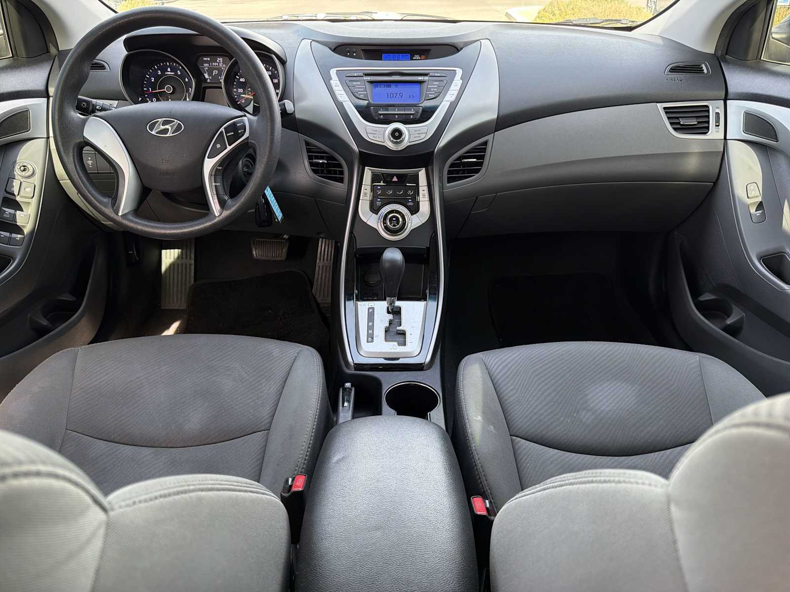 Thumbnail: 2012 Hyundai Elantra - 12