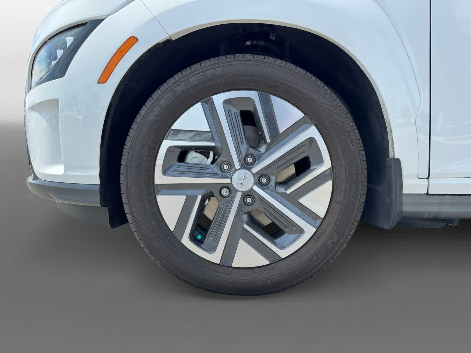 Thumbnail: 2023 Hyundai Kona - 17