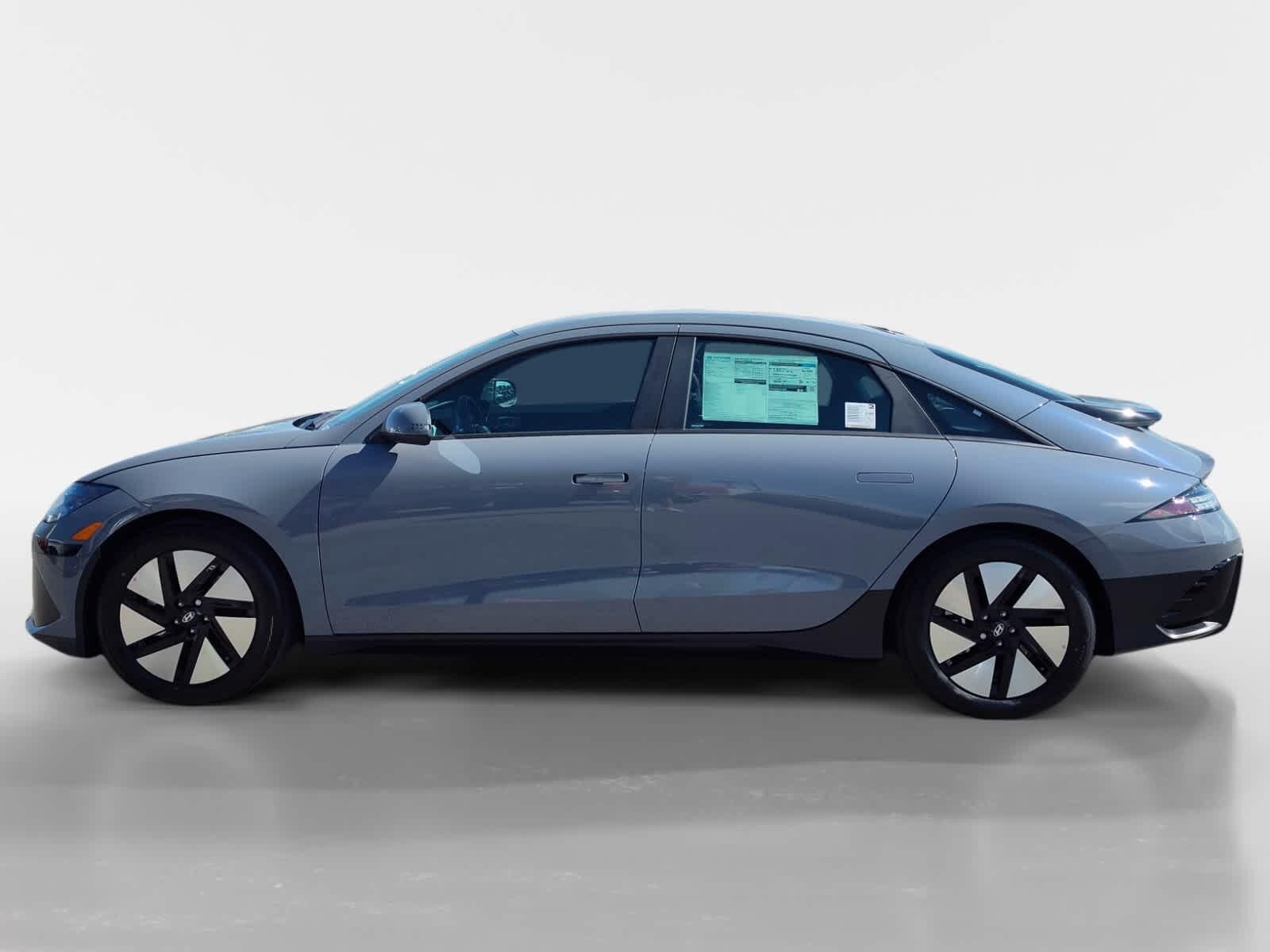 2025 Hyundai Ioniq 6 SE photo 2