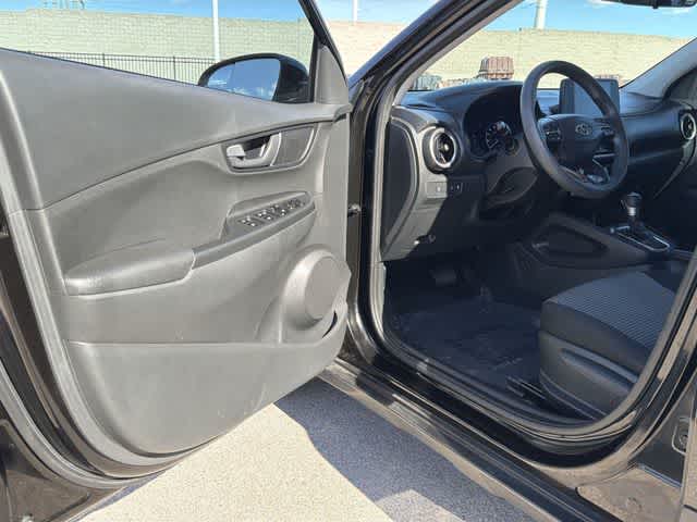 Thumbnail: 2022 Hyundai Kona - 10