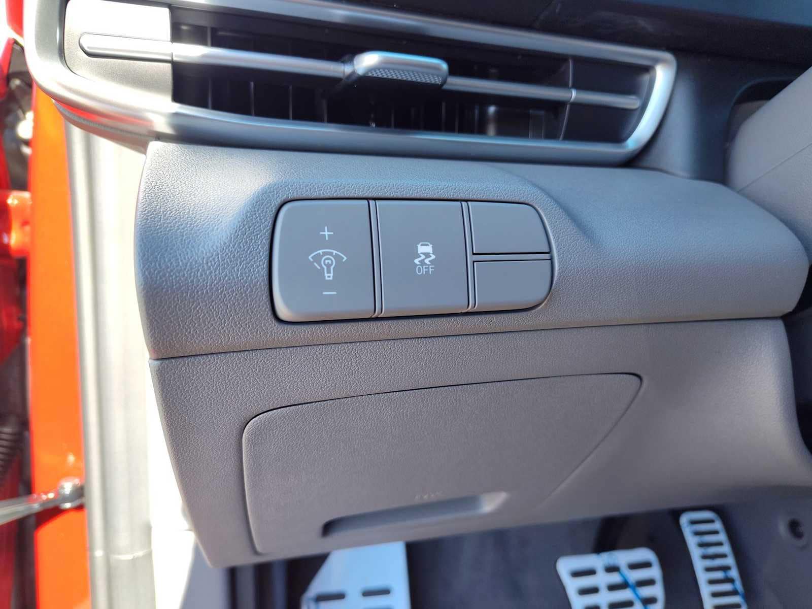 Thumbnail: 2026 Hyundai Elantra - 14