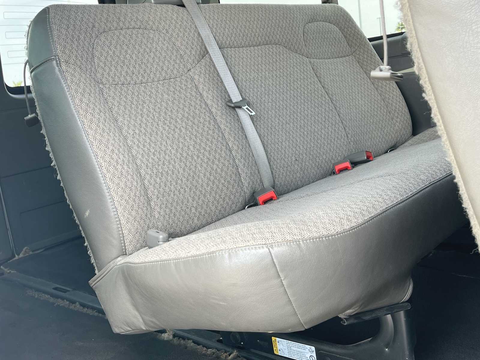 2014 Chevrolet Express 1500 LS 15