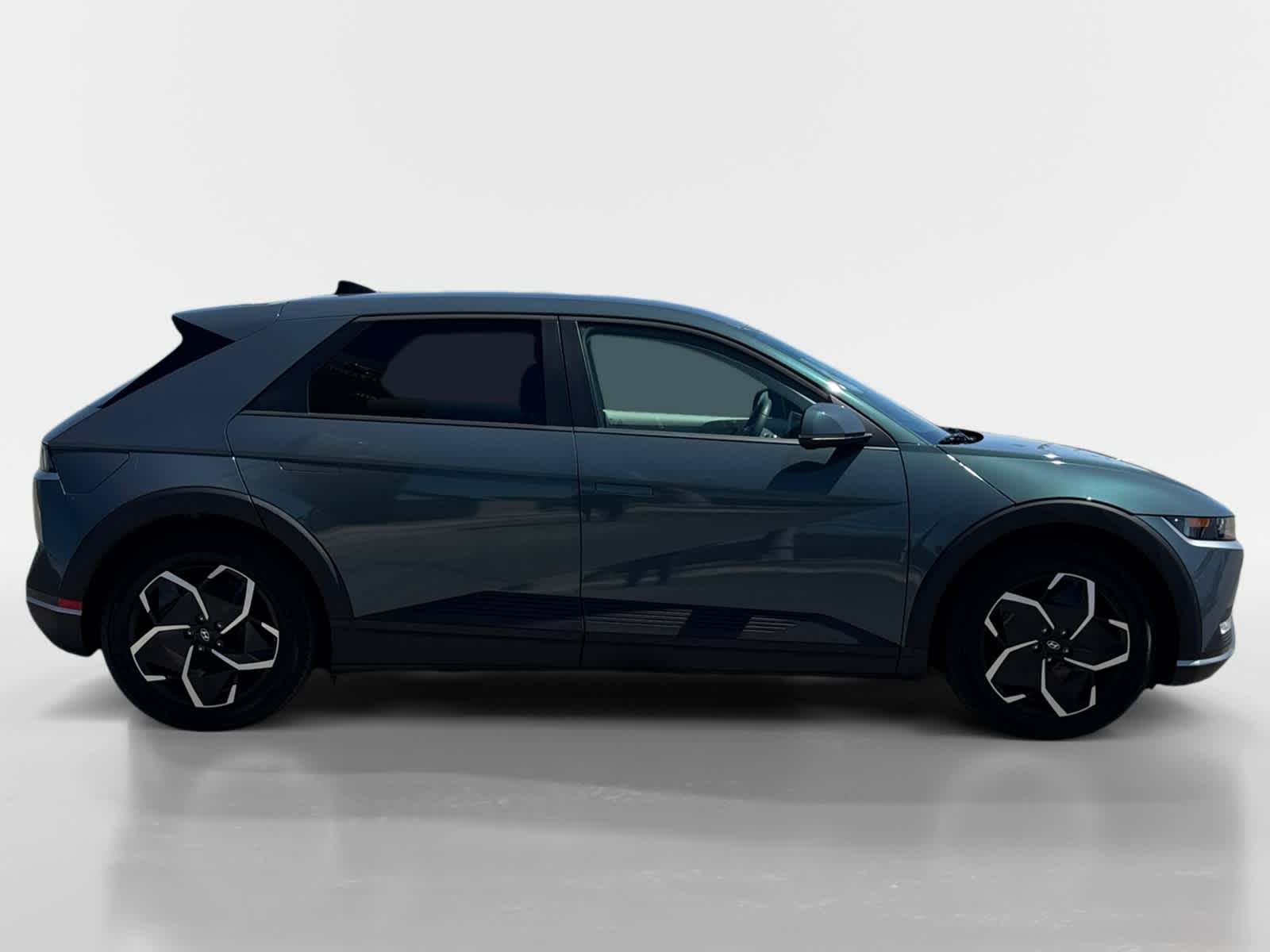 Thumbnail: 2024 Hyundai Ioniq 5 - 6