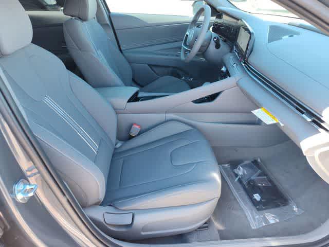 Thumbnail: 2026 Hyundai Elantra - 19