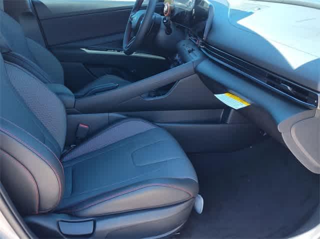 Thumbnail: 2025 Hyundai Elantra - 20