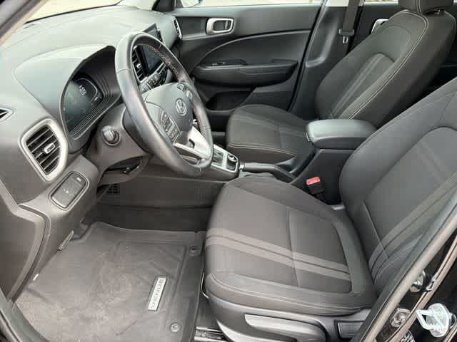 Thumbnail: 2024 Hyundai Venue - 6