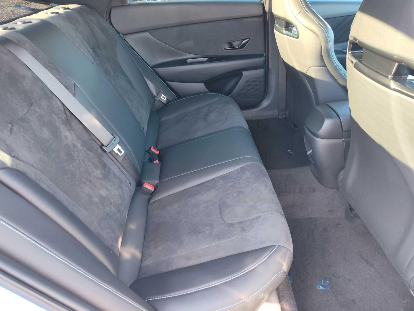 Thumbnail: 2026 Hyundai Elantra - 18