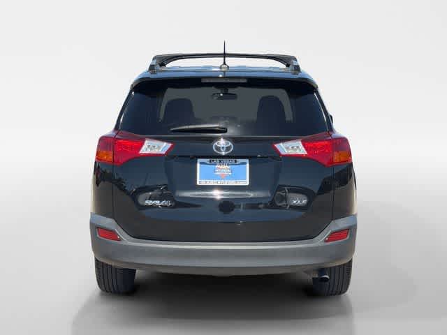 Thumbnail: 2015 Toyota RAV4 - 4