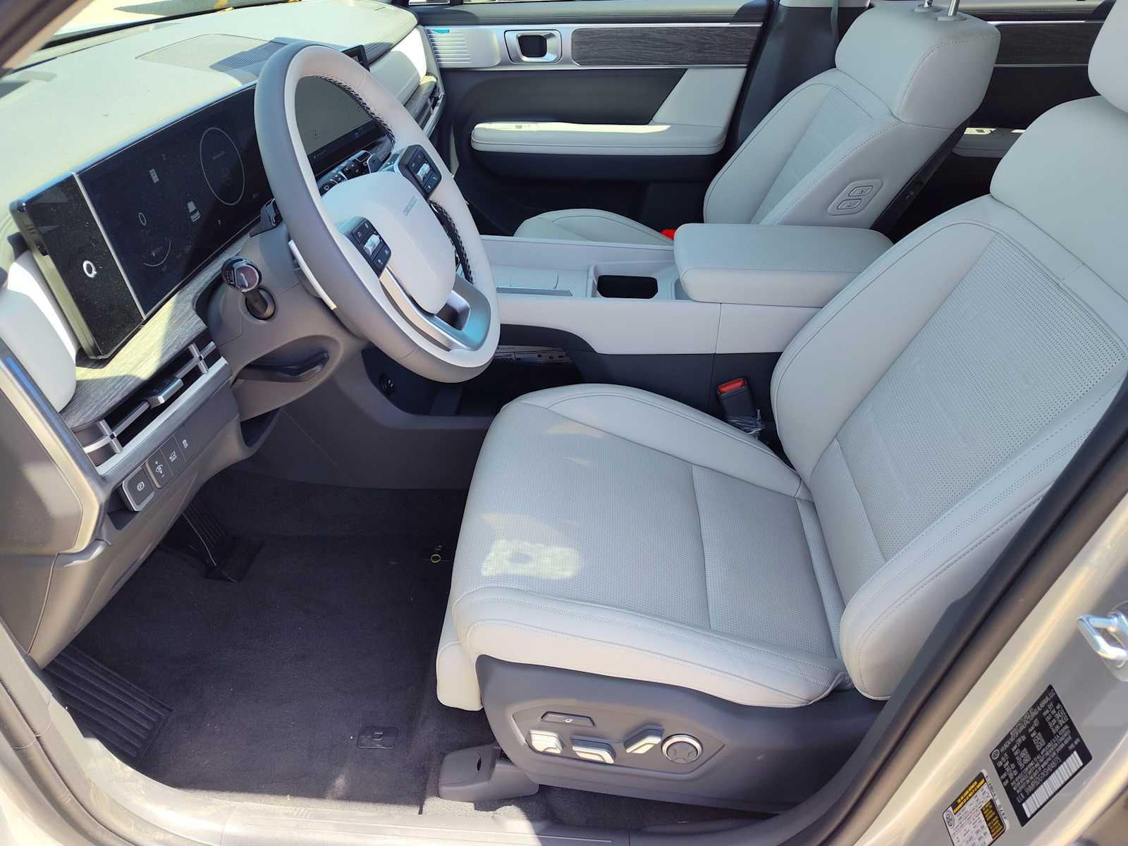 Thumbnail: 2025 Hyundai Santa Fe - 10