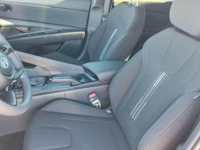 Thumbnail: 2026 Hyundai Elantra - 14