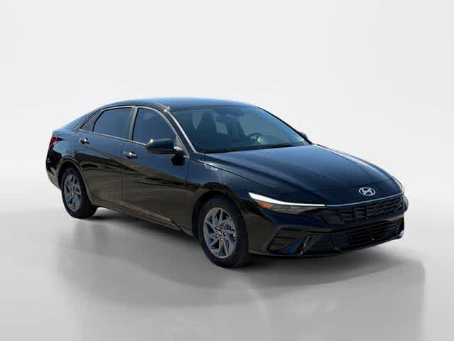 Thumbnail: 2024 Hyundai Elantra - 7