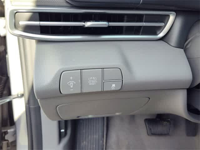 Thumbnail: 2026 Hyundai Elantra - 14