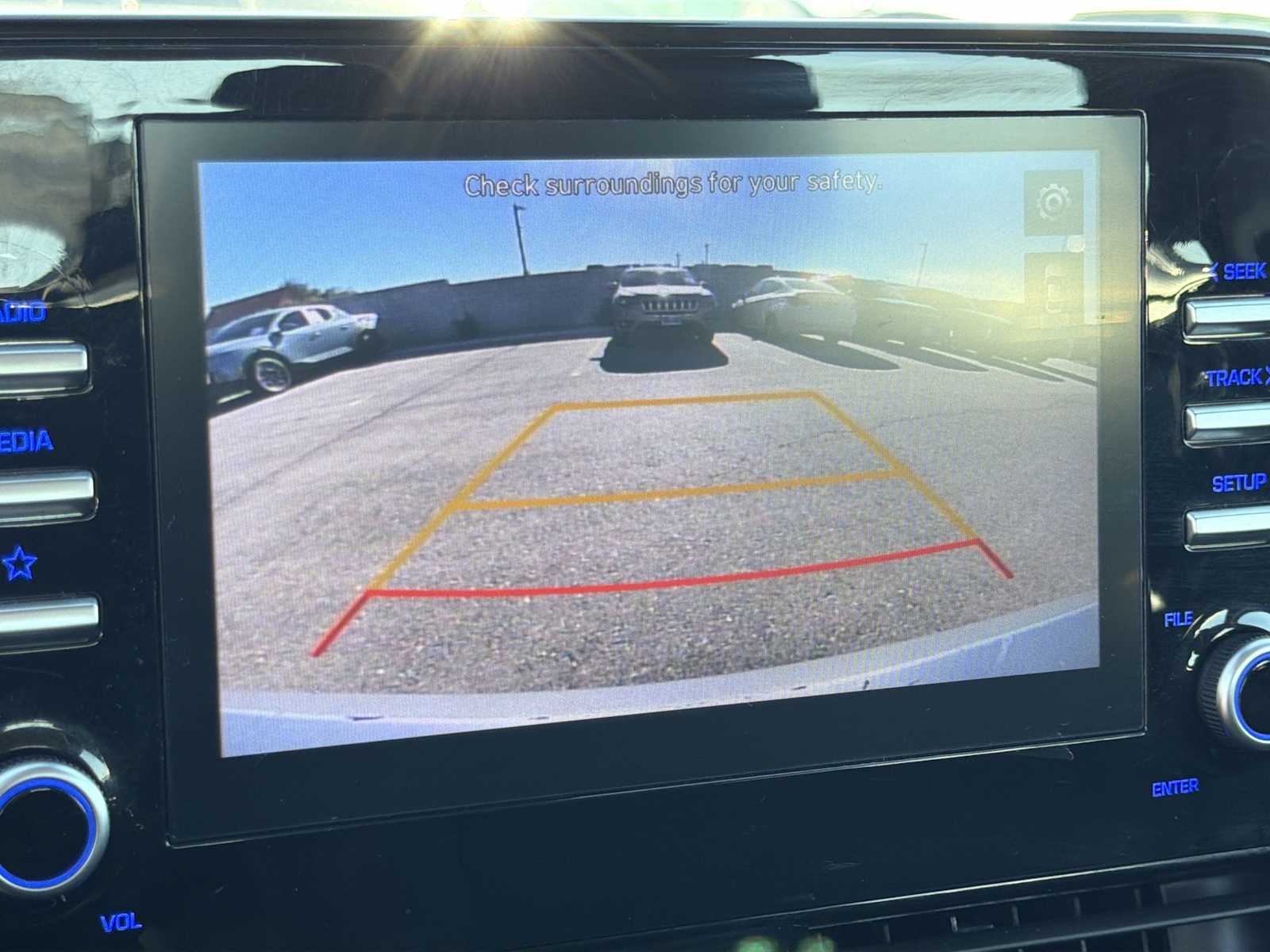 Thumbnail: 2022 Hyundai Ioniq - 21