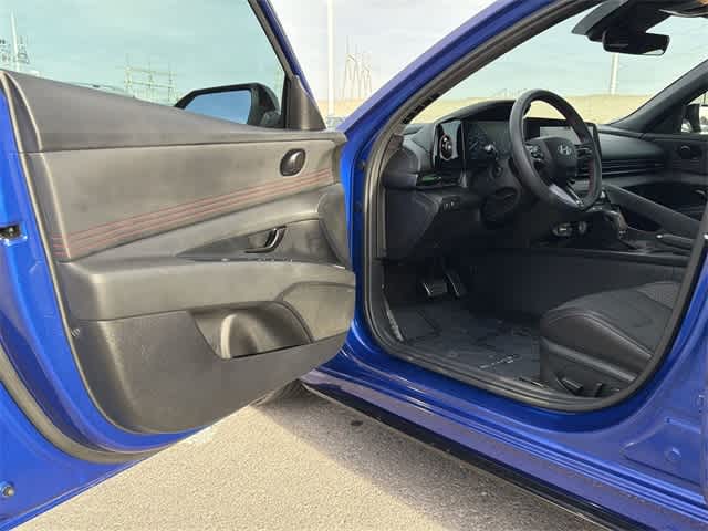 Thumbnail: 2025 Hyundai Elantra - 17