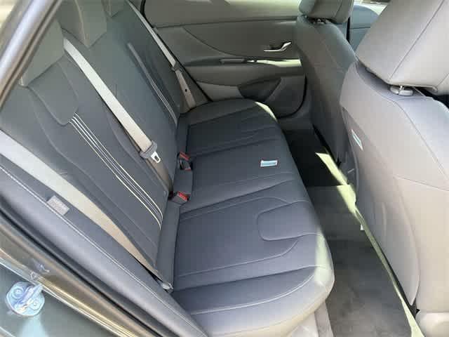 Thumbnail: 2026 Hyundai Elantra - 17