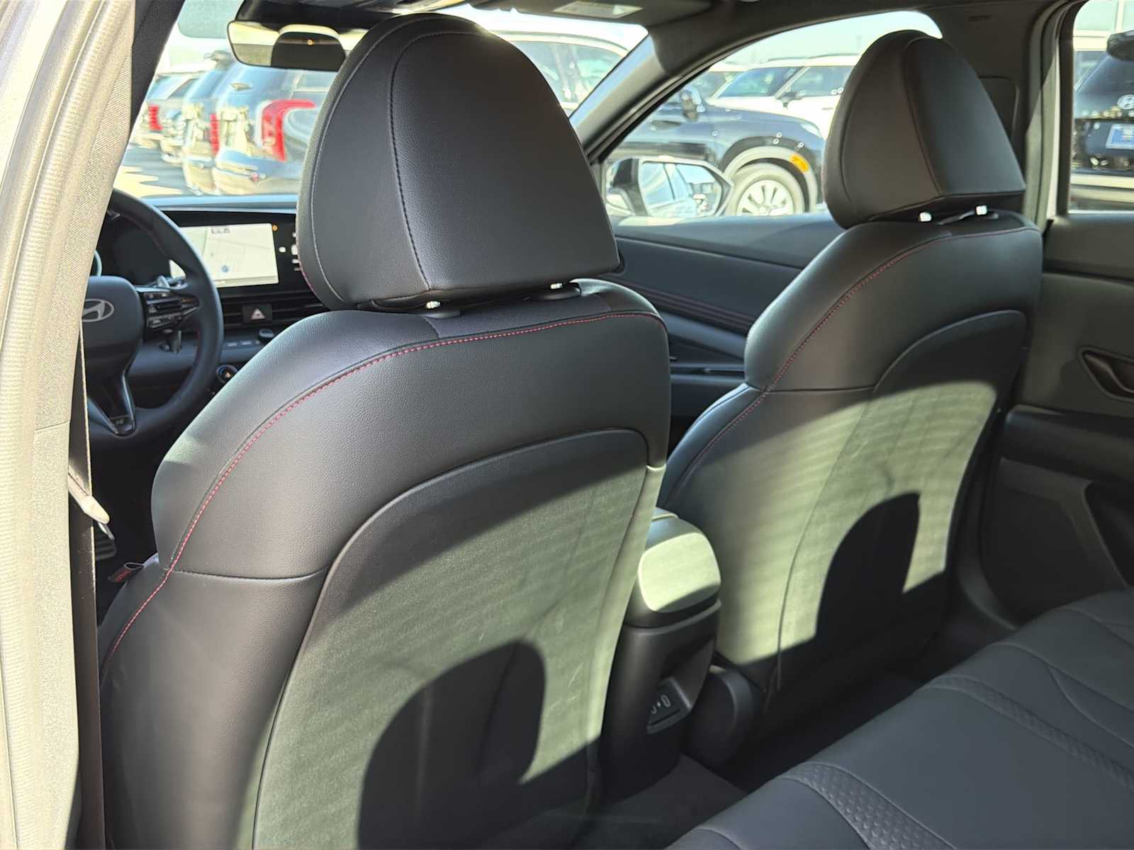 Thumbnail: 2025 Hyundai Elantra - 15