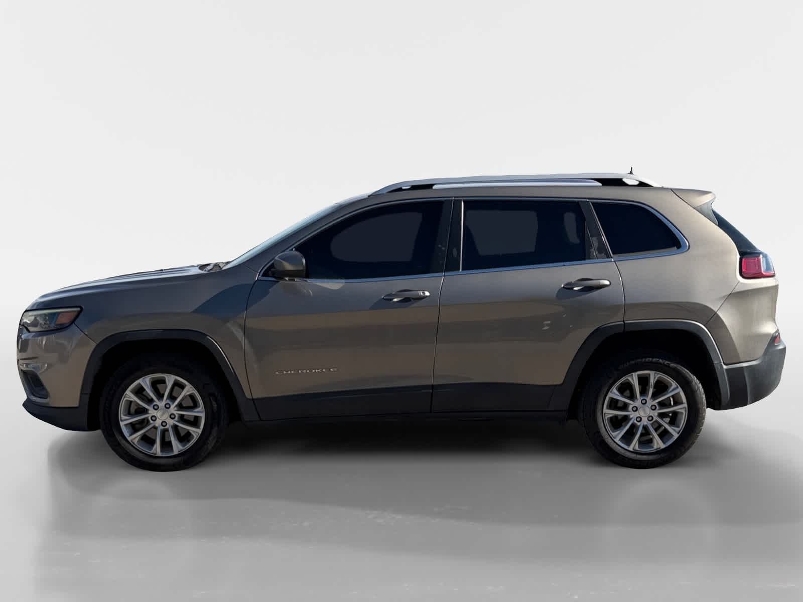 2019 Jeep Cherokee Latitude photo 2
