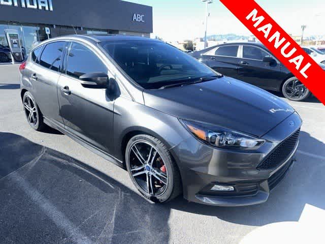 Thumbnail: 2018 Ford Focus - 3