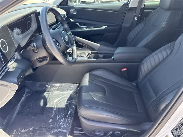 Thumbnail: 2025 Hyundai Elantra - 16