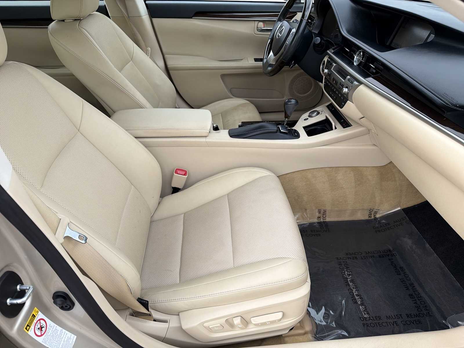 Thumbnail: 2014 Lexus ES - 20