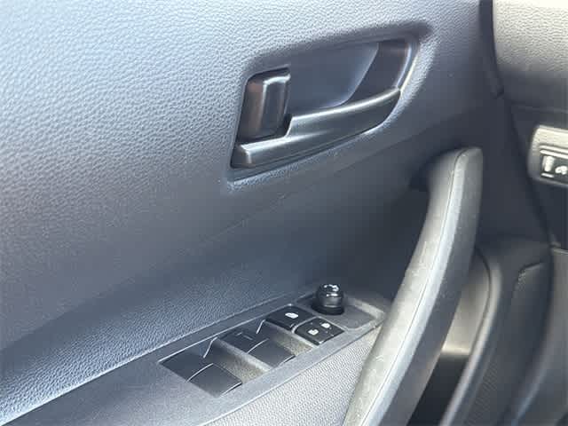 Thumbnail: 2023 Toyota Corolla - 17