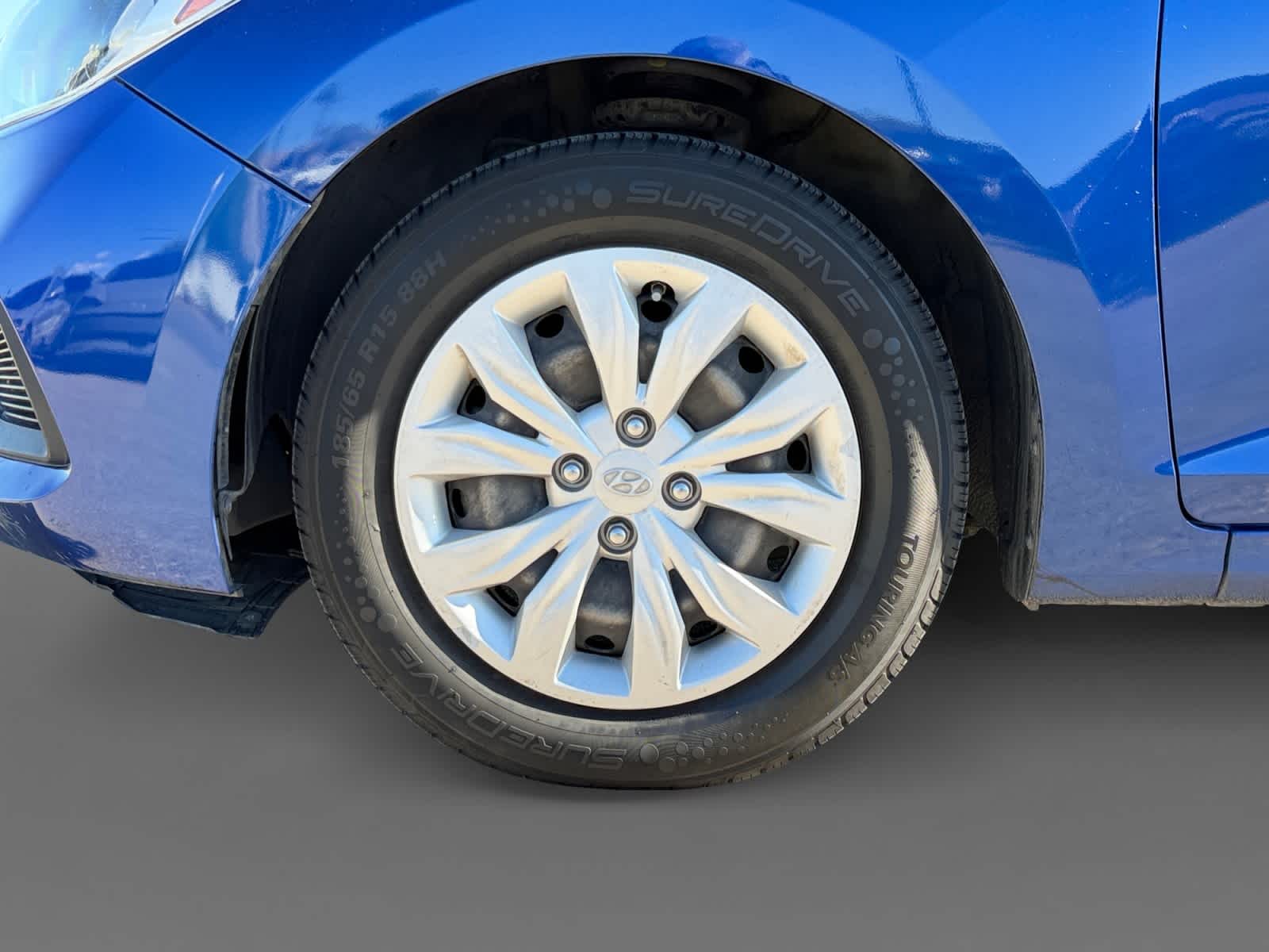 Thumbnail: 2021 Hyundai Accent - 9