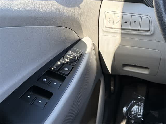 Thumbnail: 2019 Hyundai Tucson - 18