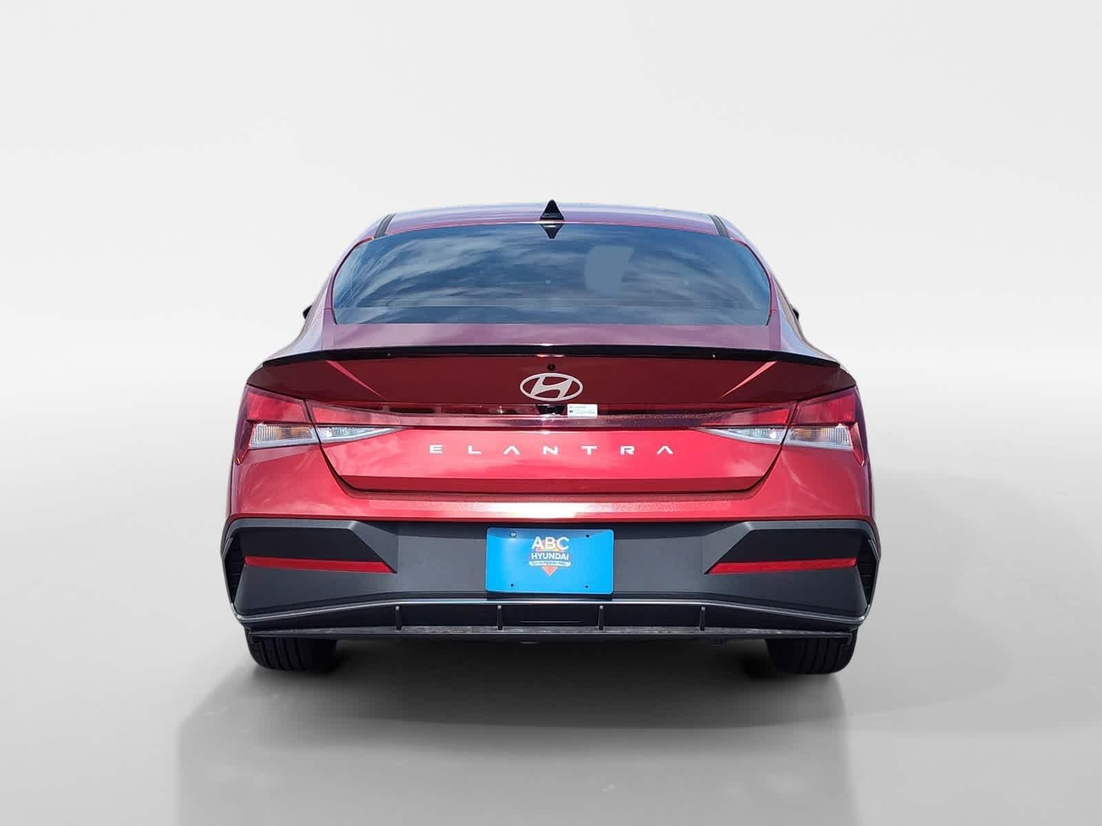Thumbnail: 2025 Hyundai Elantra - 4