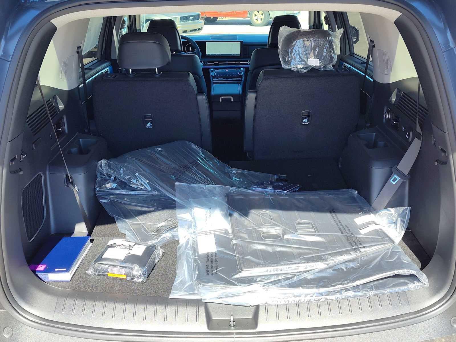 Thumbnail: 2026 Hyundai Santa Fe - 27