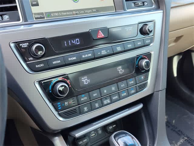 Thumbnail: 2017 Hyundai Sonata - 22