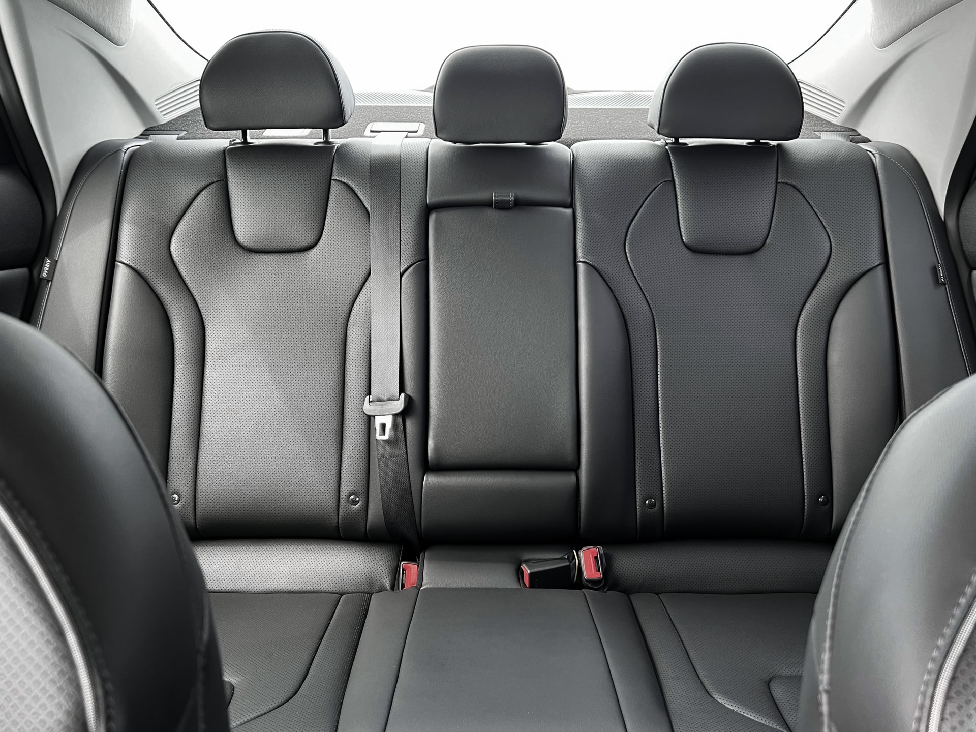 Thumbnail: 2025 Hyundai Elantra - 16