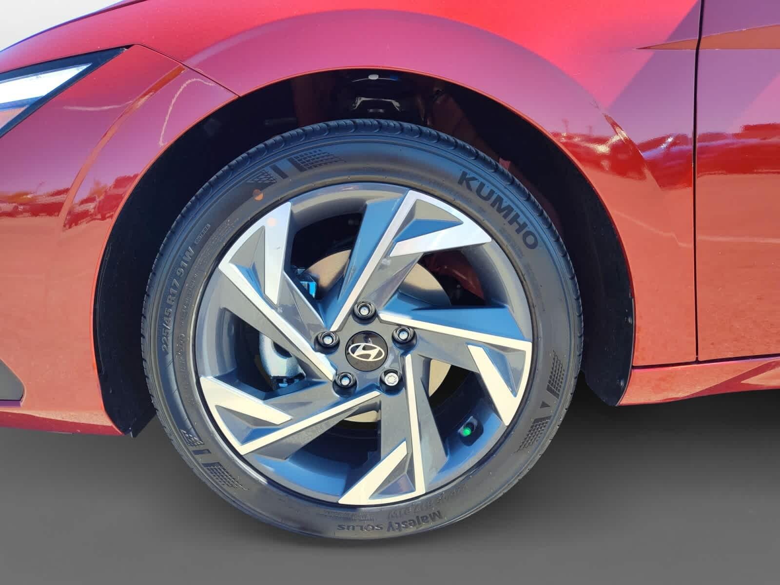 Thumbnail: 2025 Hyundai Elantra - 9