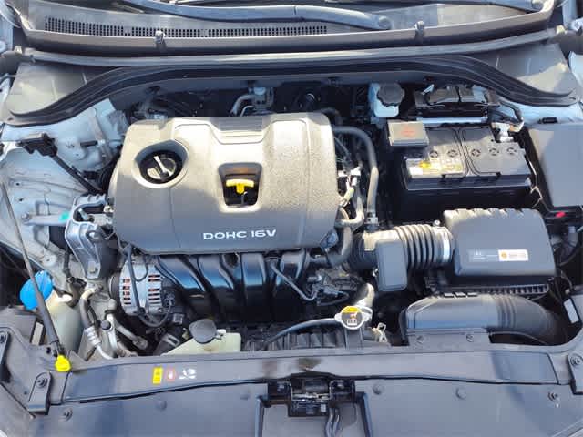 Thumbnail: 2017 Hyundai Elantra - 11