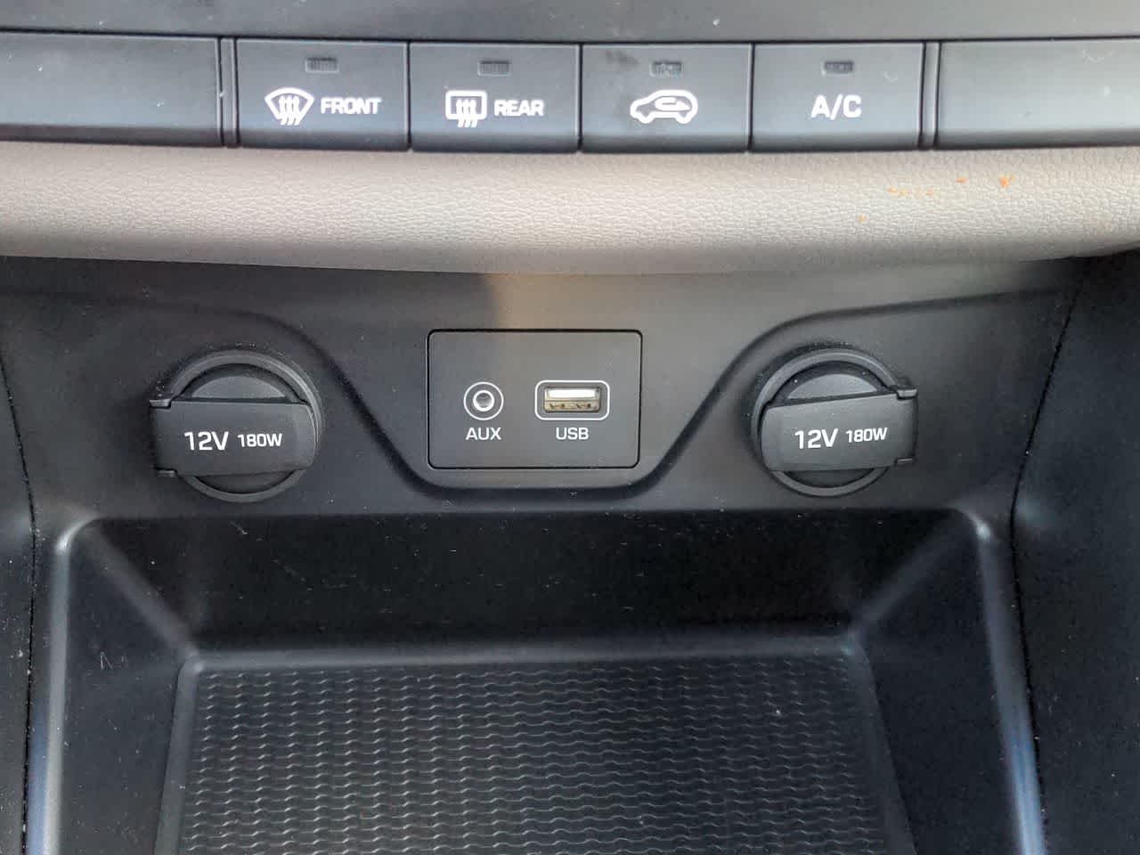 2017 Hyundai Tucson SE 29